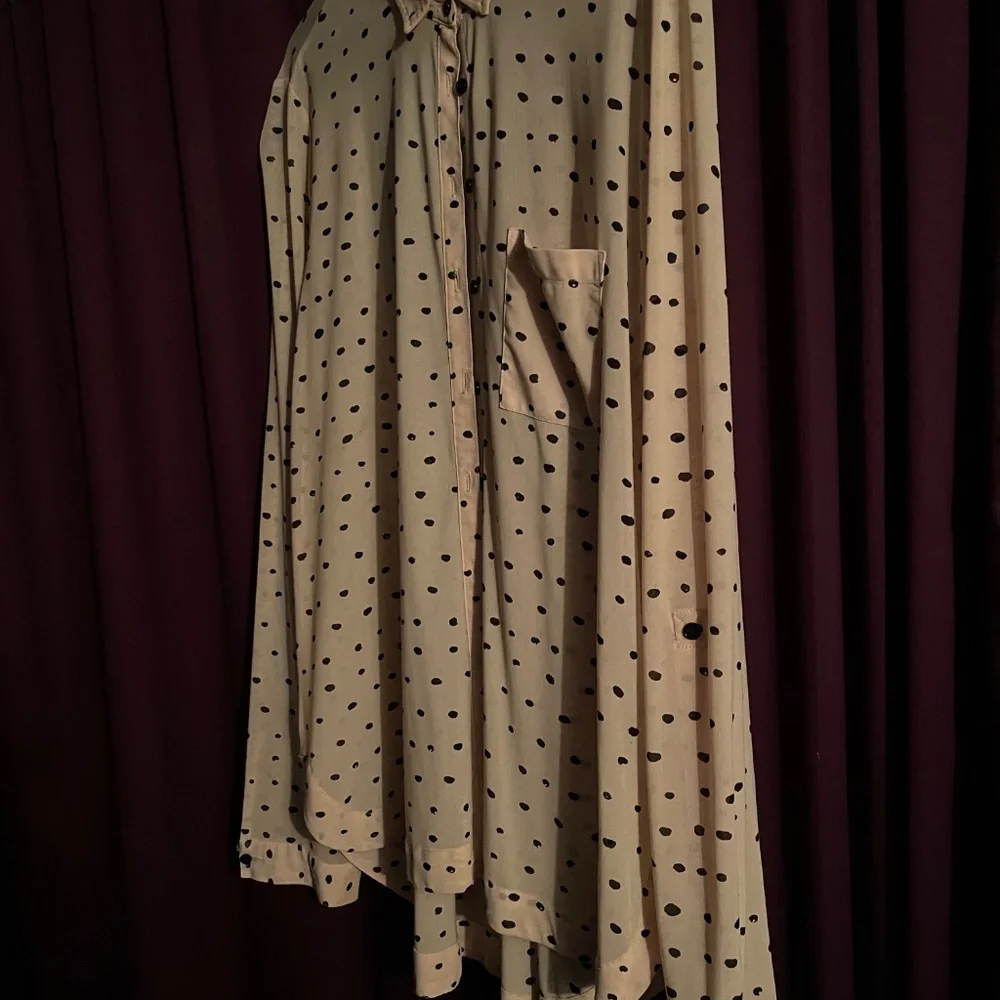 Pink blouse - Picture 2 of 4